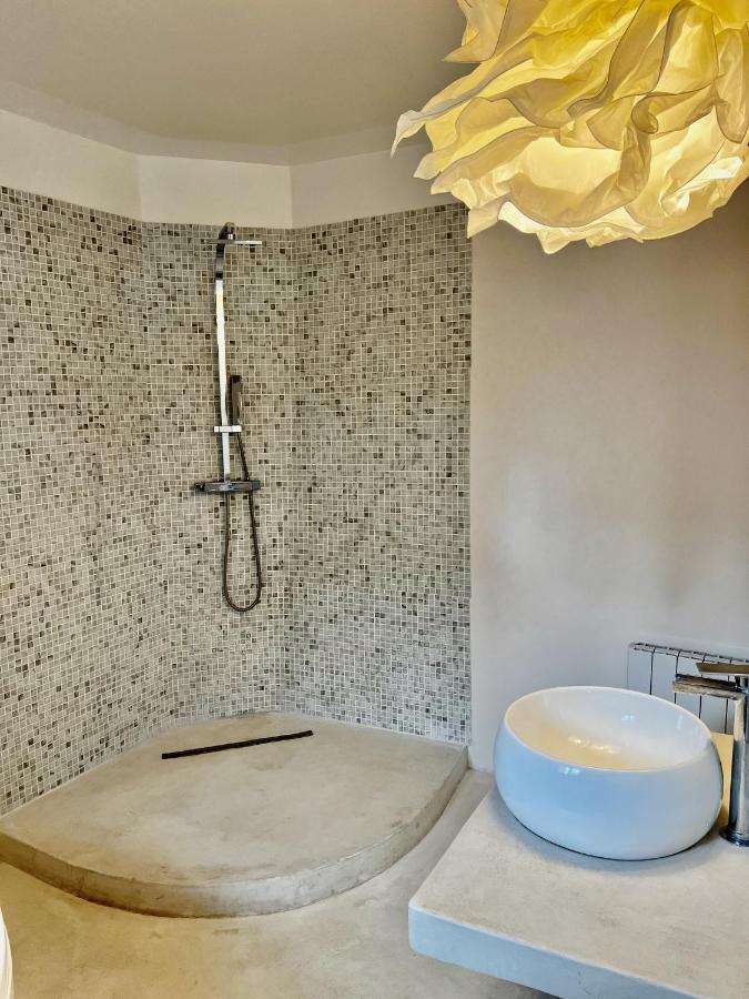 Saint-Rémy-de-Provence La Maison Plume, Appart Boutique מראה חיצוני תמונה